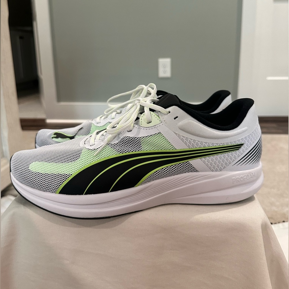 PUMA Men’s court sneakers